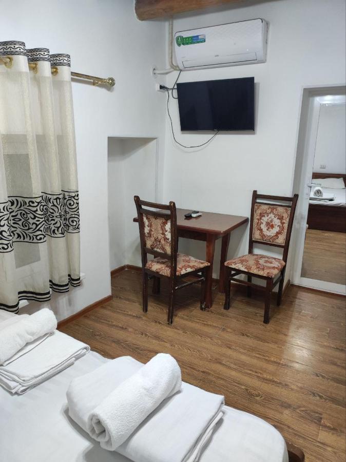 Ohun Caravan Sarai XIX Бухара Екстер'єр фото