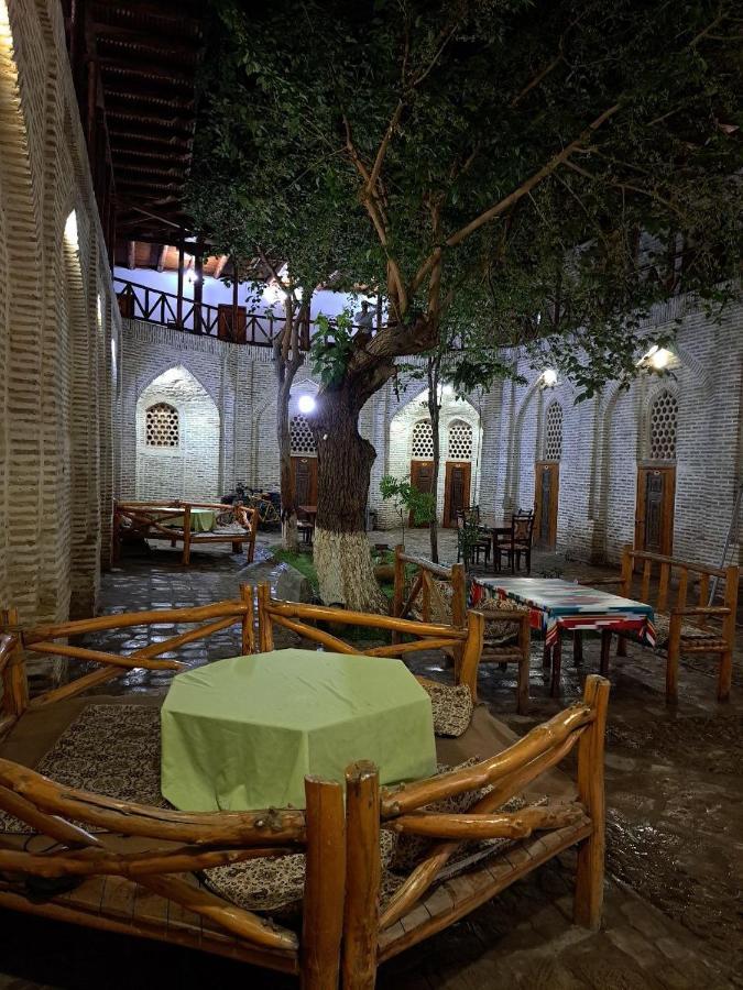 Ohun Caravan Sarai XIX Бухара Екстер'єр фото