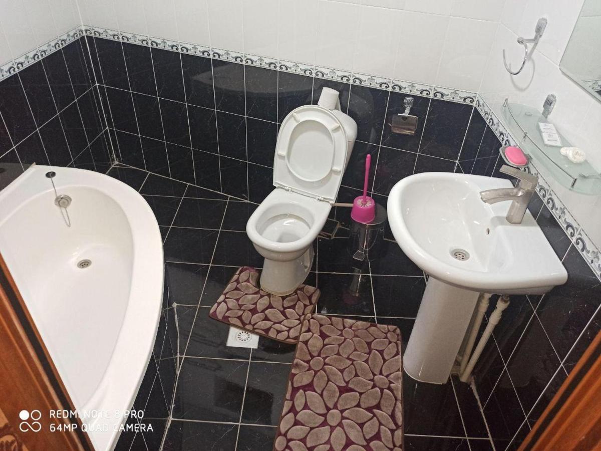 Ohun Caravan Sarai XIX Бухара Екстер'єр фото